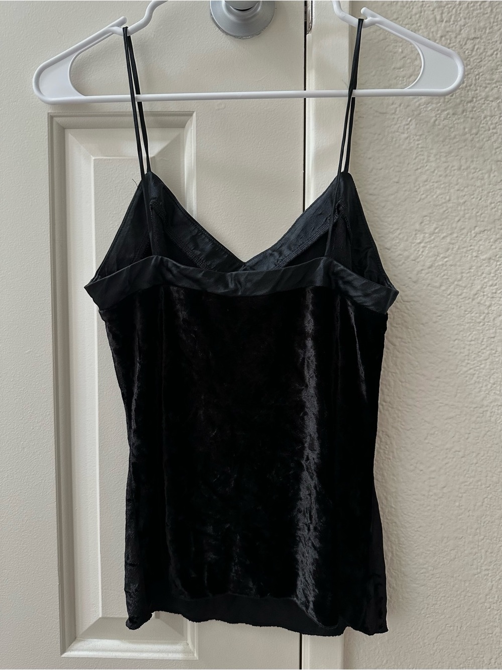 Banana Republic Black Velvet Cami - Picture 4 of 6